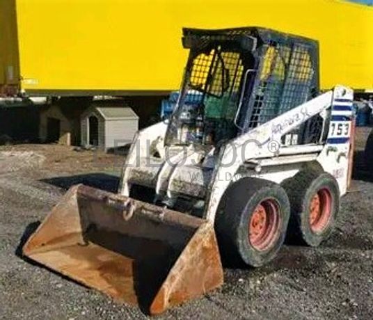 Mini Pá Carregadora Bobcat 753