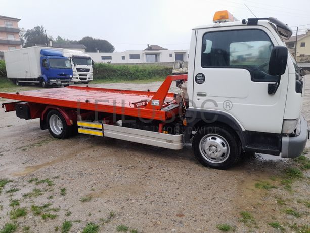 Nissan Cabstar 3.0 · Ano 2005