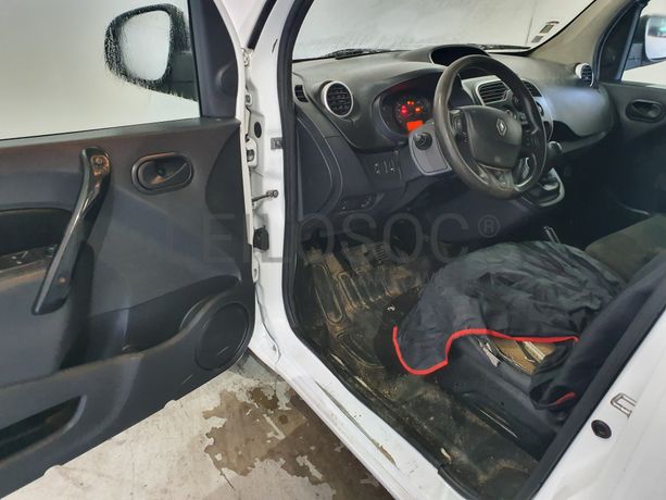Renault Kangoo · Ano 2015