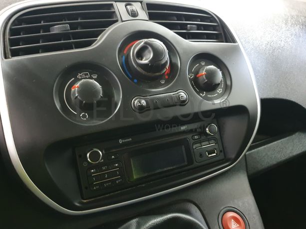Renault Kangoo · Ano 2015