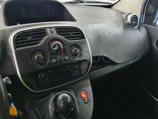 Renault Kangoo · Ano 2015