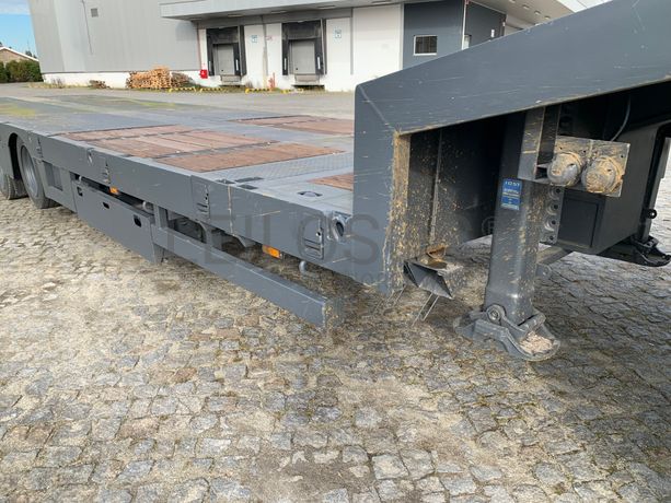 Porta Máquinas 4 Eixos Noteboom · Ano 2013