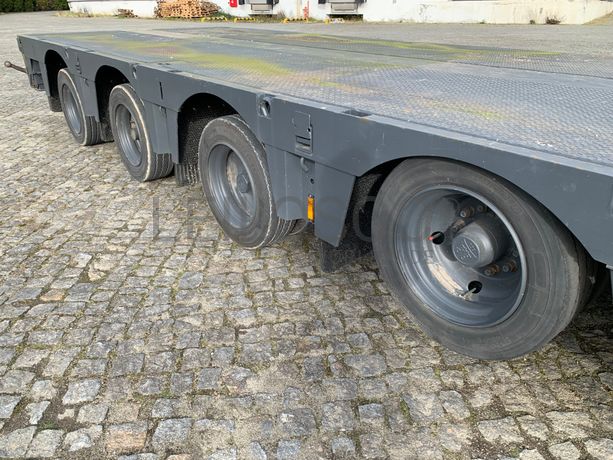 Porta Máquinas 4 Eixos Noteboom · Ano 2013