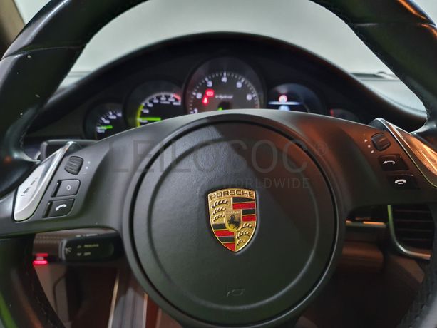 Porsche Panamera 3.0E-Hybrid · Ano 2014