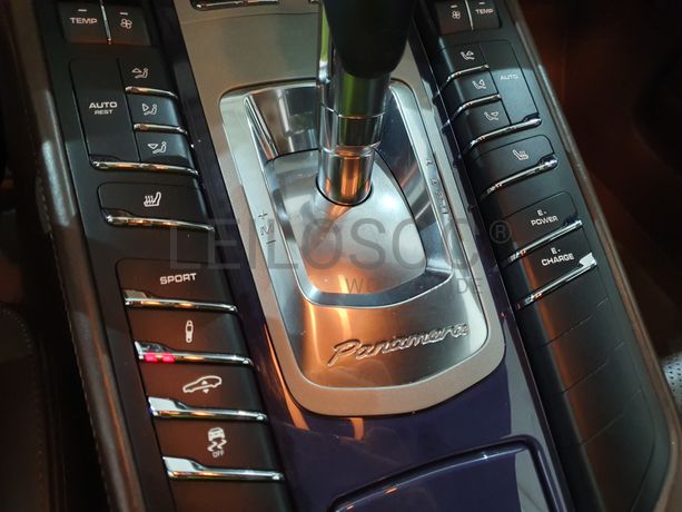 Porsche Panamera 3.0E-Hybrid · Ano 2014