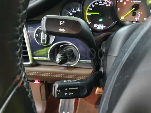 Porsche Panamera 3.0E-Hybrid · Ano 2014