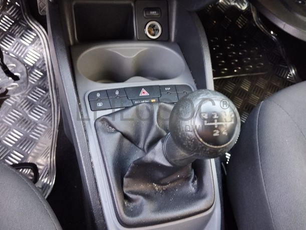 Seat Ibiza IV Hatchback 1.2 TDI · Ano 2012