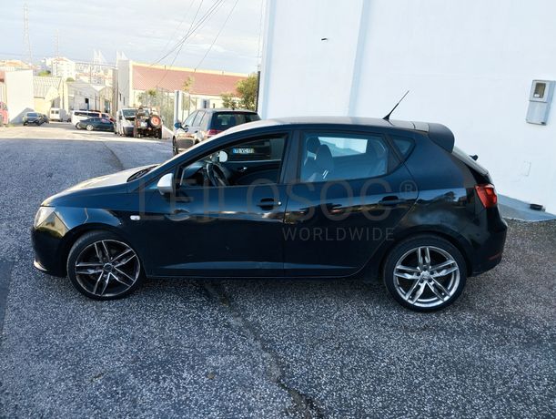 Seat Ibiza IV Hatchback 1.2 TDI · Ano 2012