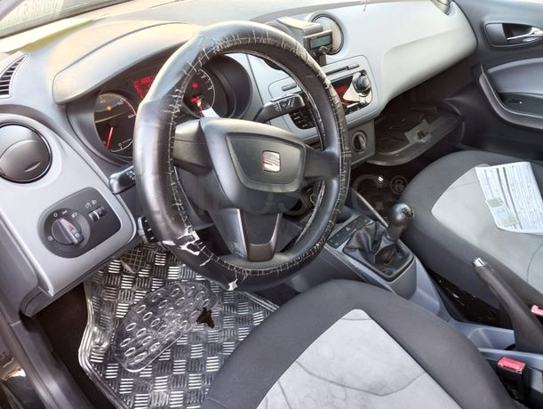 Seat Ibiza IV Hatchback 1.2 TDI · Ano 2012