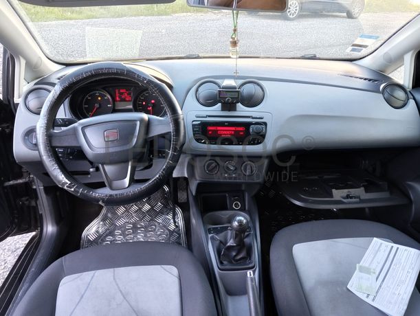 Seat Ibiza IV Hatchback 1.2 TDI · Ano 2012