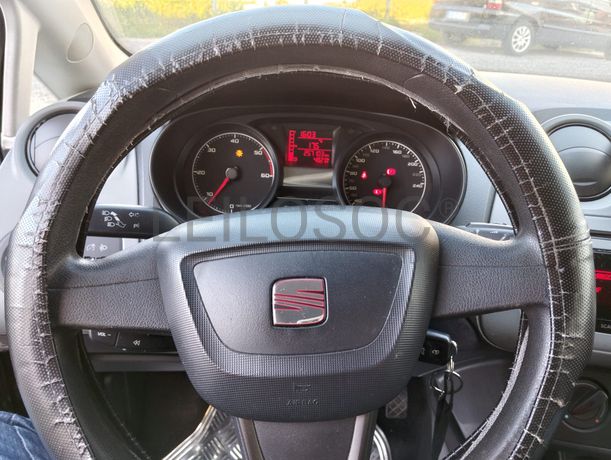 Seat Ibiza IV Hatchback 1.2 TDI · Ano 2012