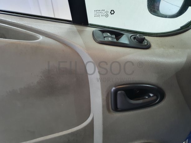 Renault Trafic · Ano 2011