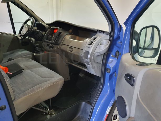 Renault Trafic · Ano 2011