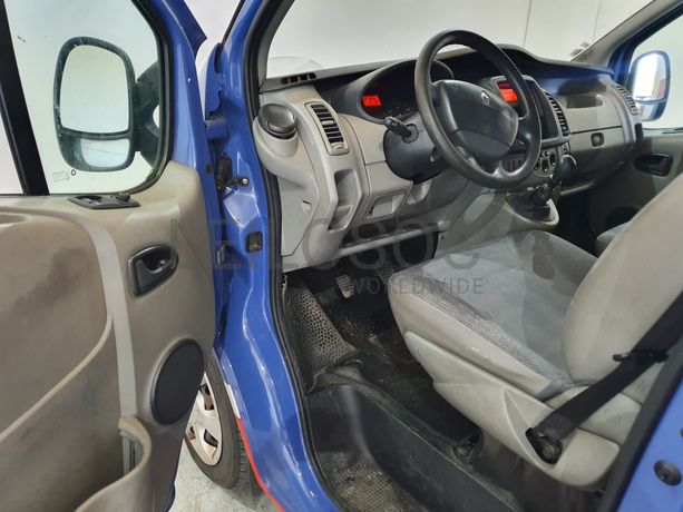 Renault Trafic · Ano 2011