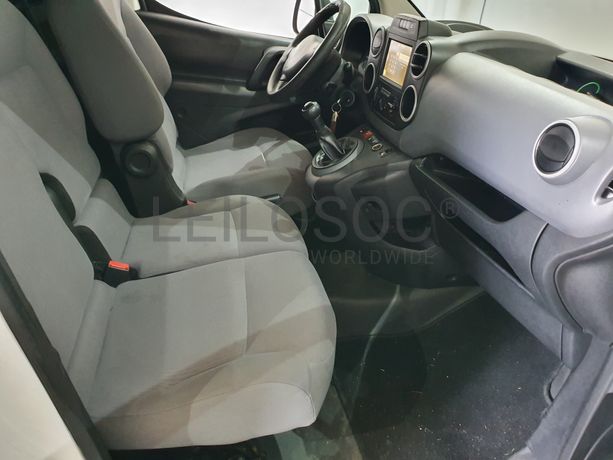 Peugeot Partner · Ano 2016