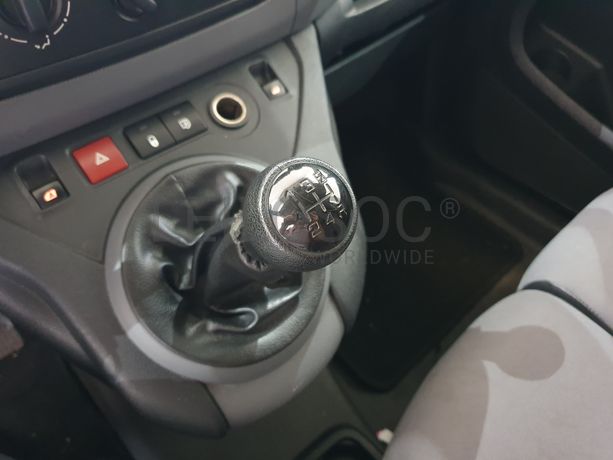 Peugeot Partner · Ano 2016