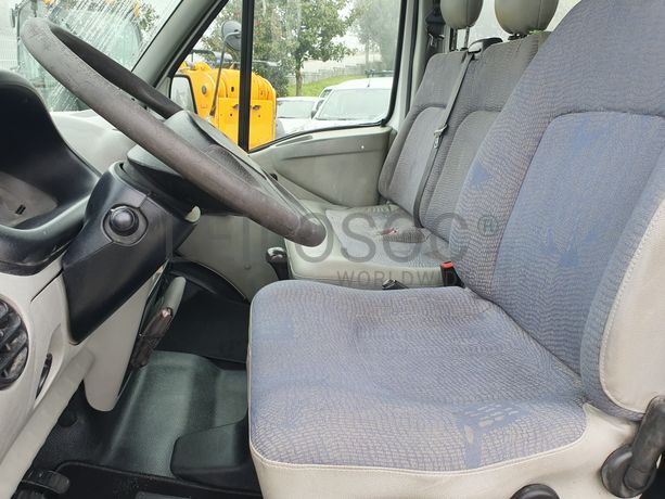 Renault Master · Ano 2001