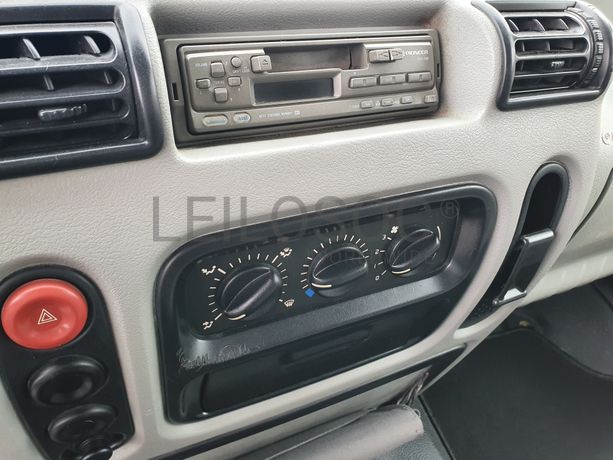 Renault Master · Ano 2001