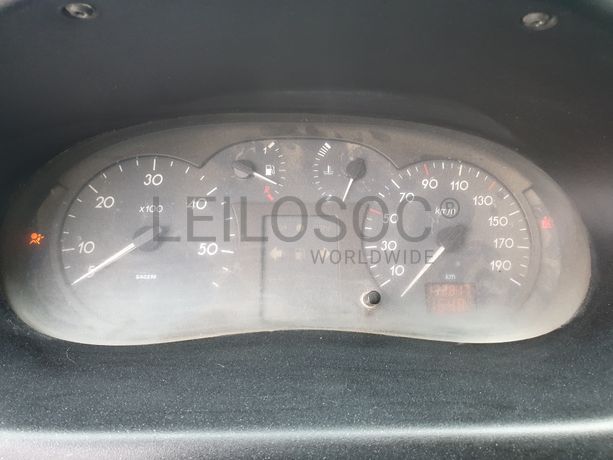 Renault Master · Ano 2001