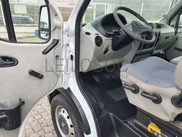 Renault Master · Ano 2001