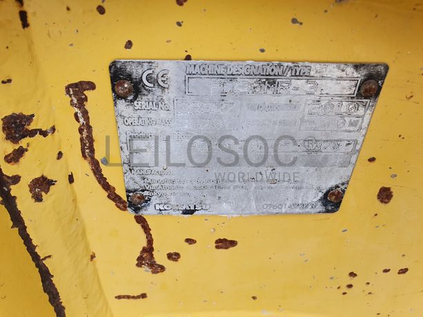 Mini Giratória Komatsu · Ano 2010