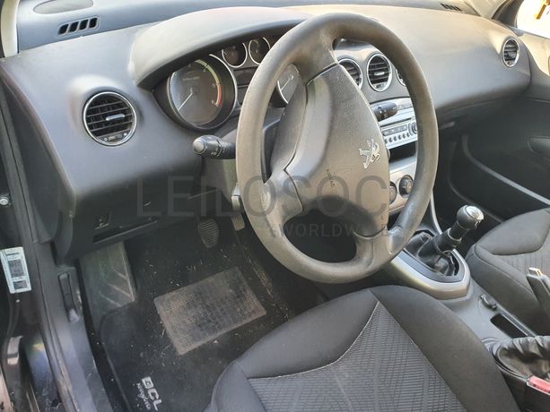 Peugeot 308 · Ano 2011