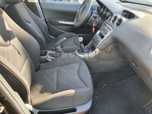 Peugeot 308 · Ano 2011