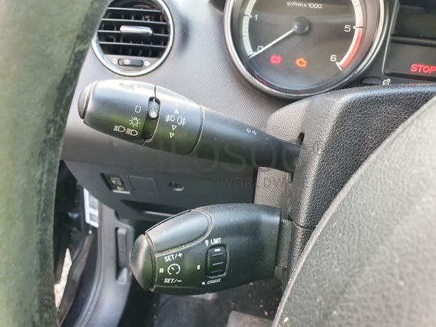 Peugeot 308 · Ano 2011