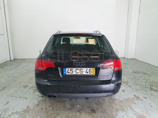 Audi A4 · Ano 2004