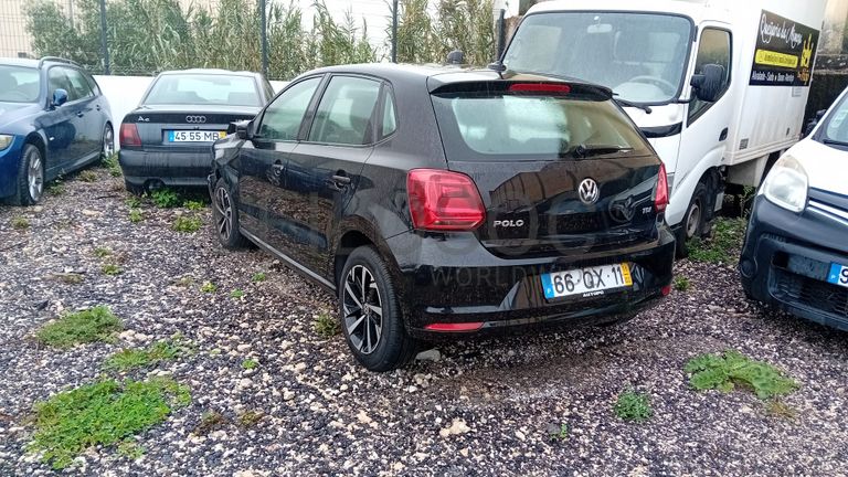Volkswagen Polo 1.4 TDI · Ano 2016