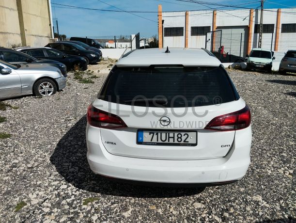Opel Astra K Sports Tourer CDTI · Ano 2018