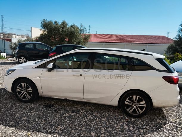 Opel Astra K Sports Tourer CDTI · Ano 2018