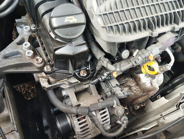 Peugeot 208 · Ano 2016