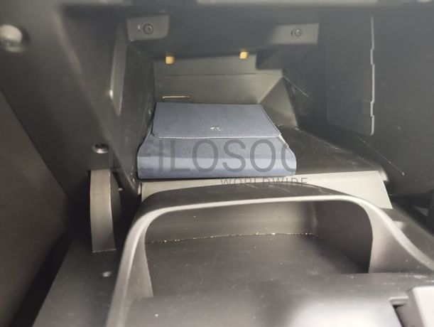 Peugeot 208 · Ano 2016