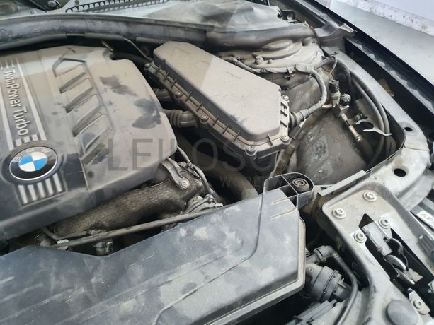 BMW 320D · Ano 2013