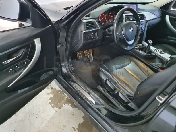 BMW 320D · Ano 2013