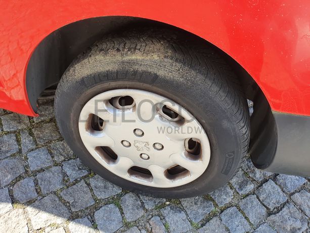 Peugeot Partner · Ano 2015