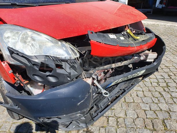 Peugeot Partner · Ano 2015