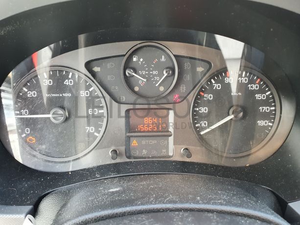 Peugeot Partner · Ano 2015