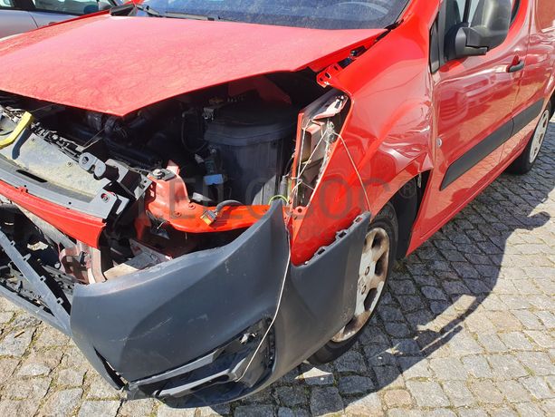 Peugeot Partner · Ano 2015