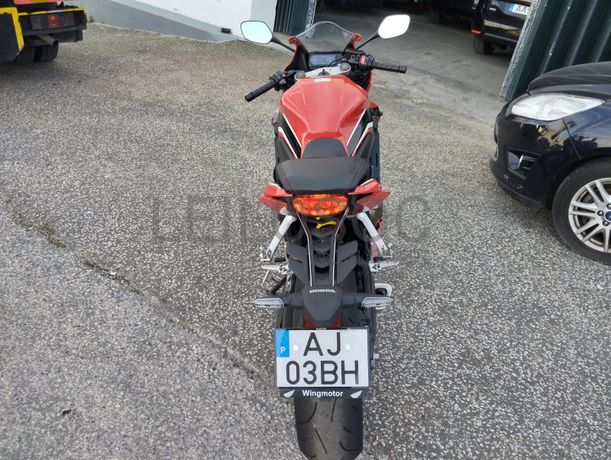 Honda CBR 650R · Ano 2021