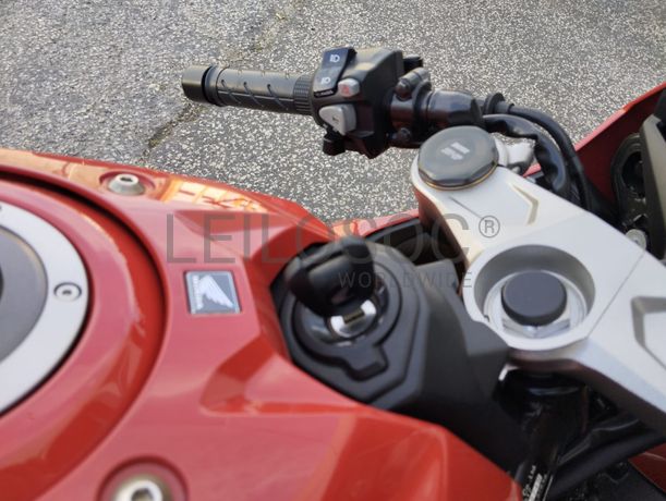 Honda CBR 650R · Ano 2021