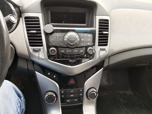 Chevrolet Cruze Sedan 2.0 CDI · Ano 2010