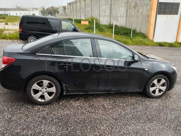 Chevrolet Cruze Sedan 2.0 CDI · Ano 2010