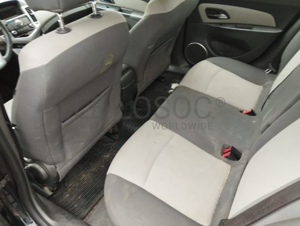 Chevrolet Cruze Sedan 2.0 CDI · Ano 2010