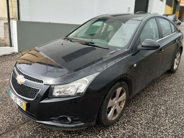 Chevrolet Cruze Sedan 2.0 CDI · Ano 2010