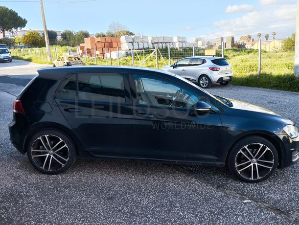 Volkswagen Golf 1.6 TDI · Ano 2015