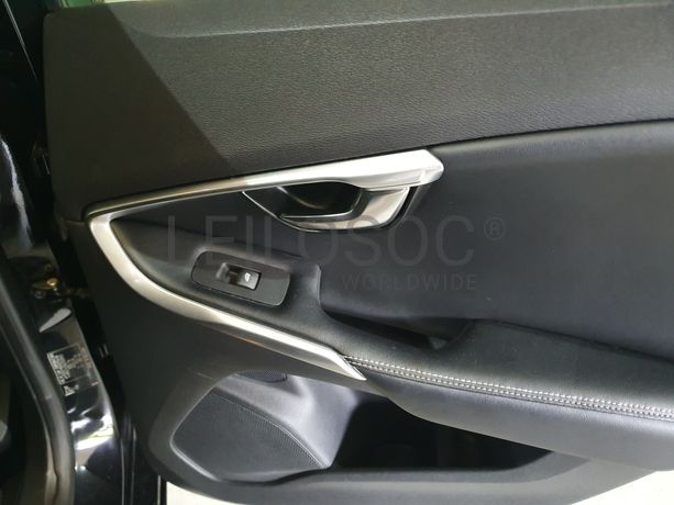 Volvo V40 · Ano 2015