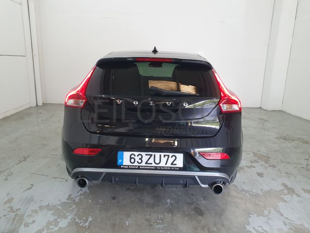 Volvo V40 · Ano 2015