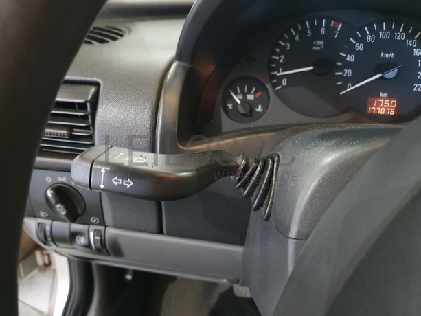 Opel Corsa · Ano 2001